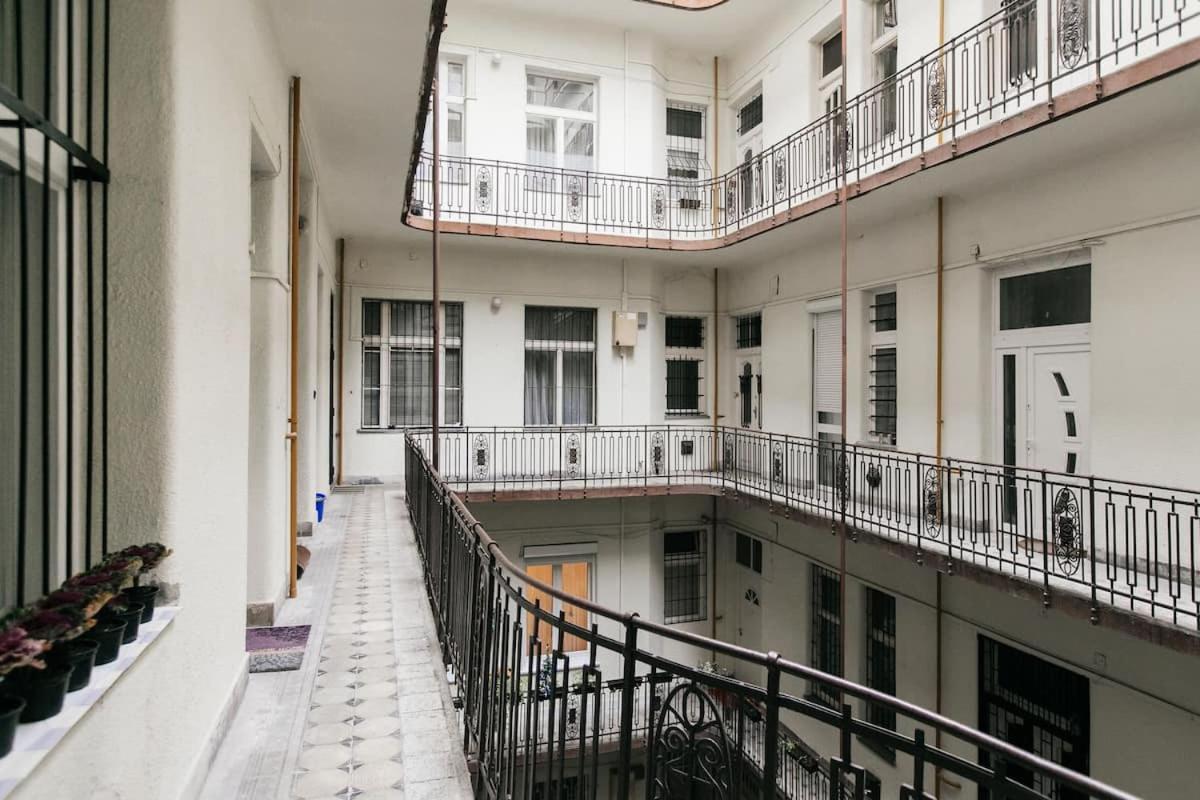Balaton Apartment Central Budapest Exterior foto